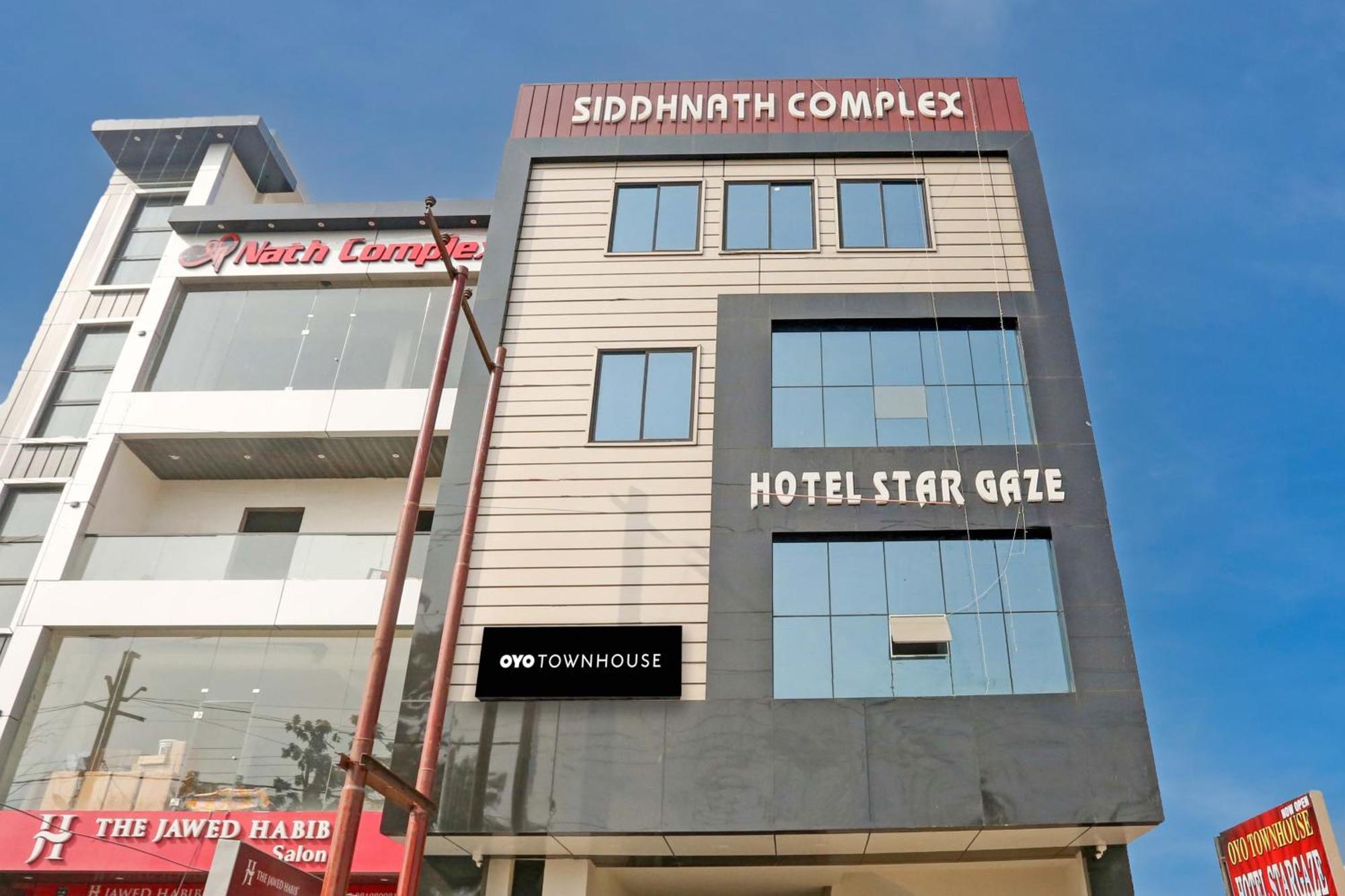 Hotel Collection O Stargaze à Kanpur Extérieur photo